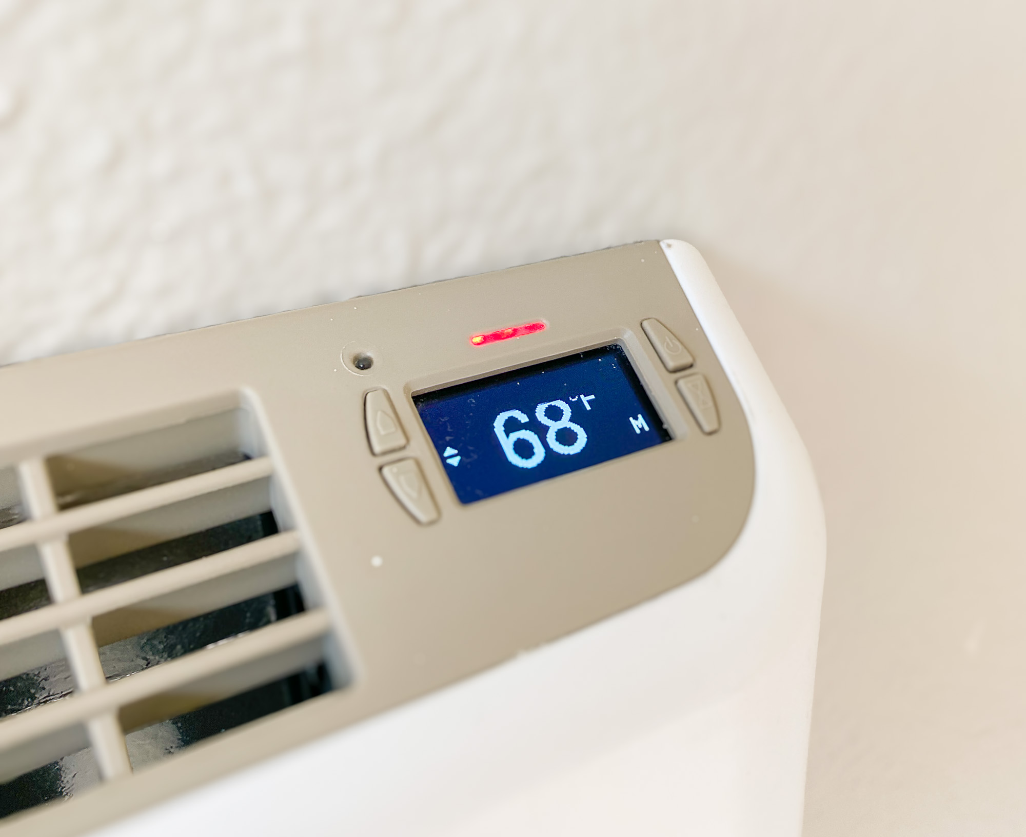 Smart thermostat with app control